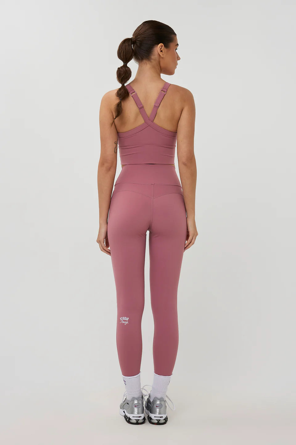 Studio Amaya Sculpt Legging