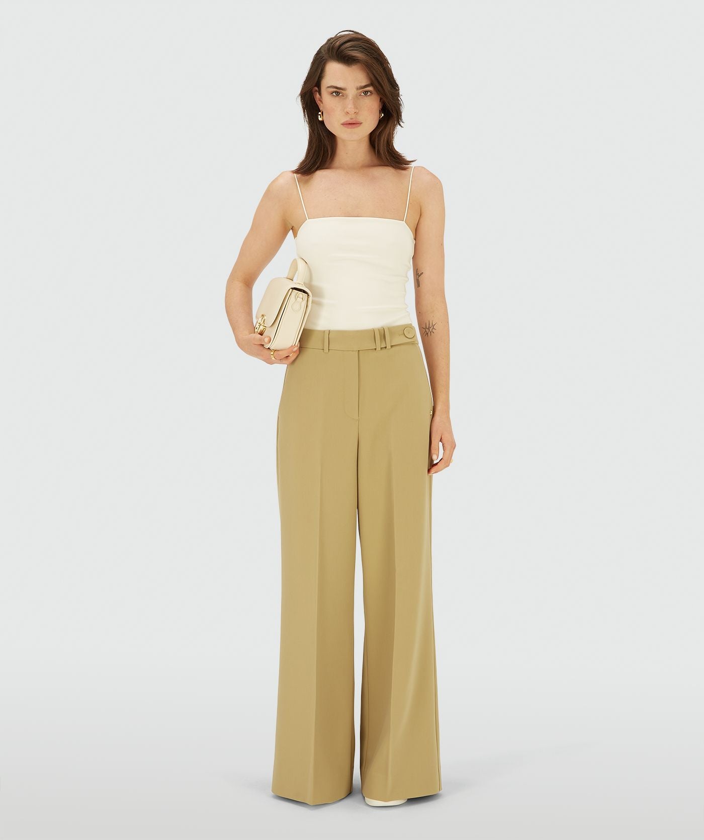 Josh V Jessie Pantalon